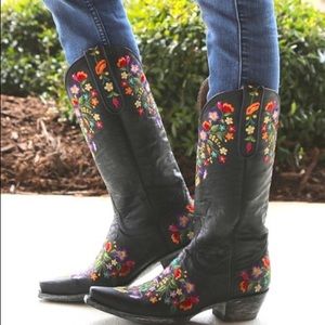 Old Gringo embroidered boots